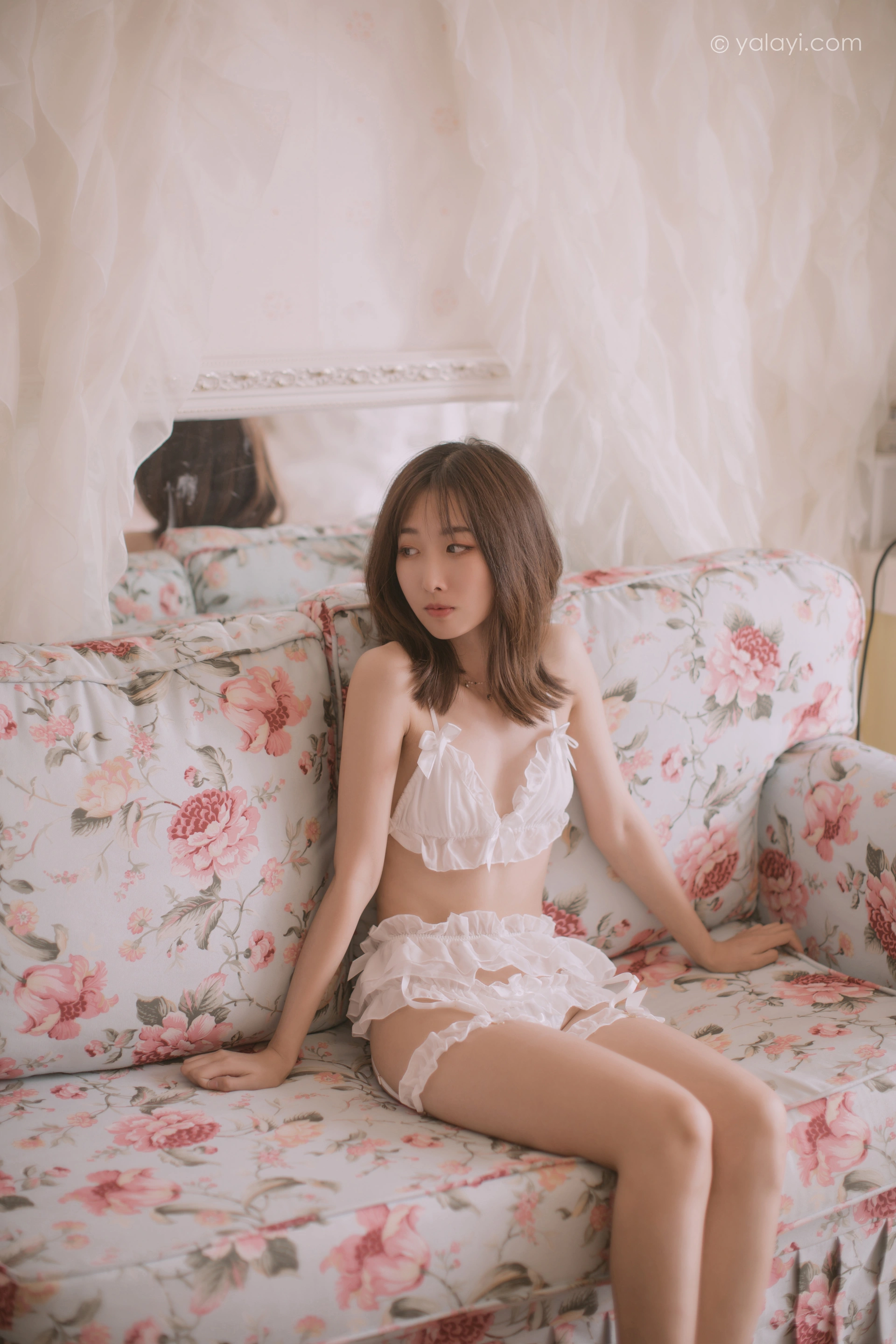 [YALAYI雅拉伊] 2021.04.10 NO.784 花香的午后 佳佳 2